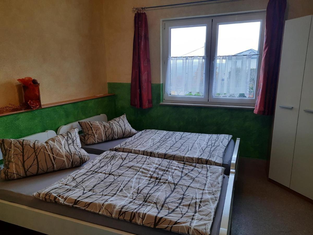 Haus Panoramablick Familie Loos Apartment Wasungen Luaran gambar
