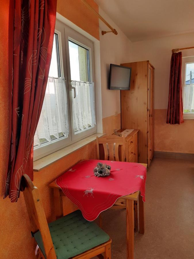 Haus Panoramablick Familie Loos Apartment Wasungen Luaran gambar